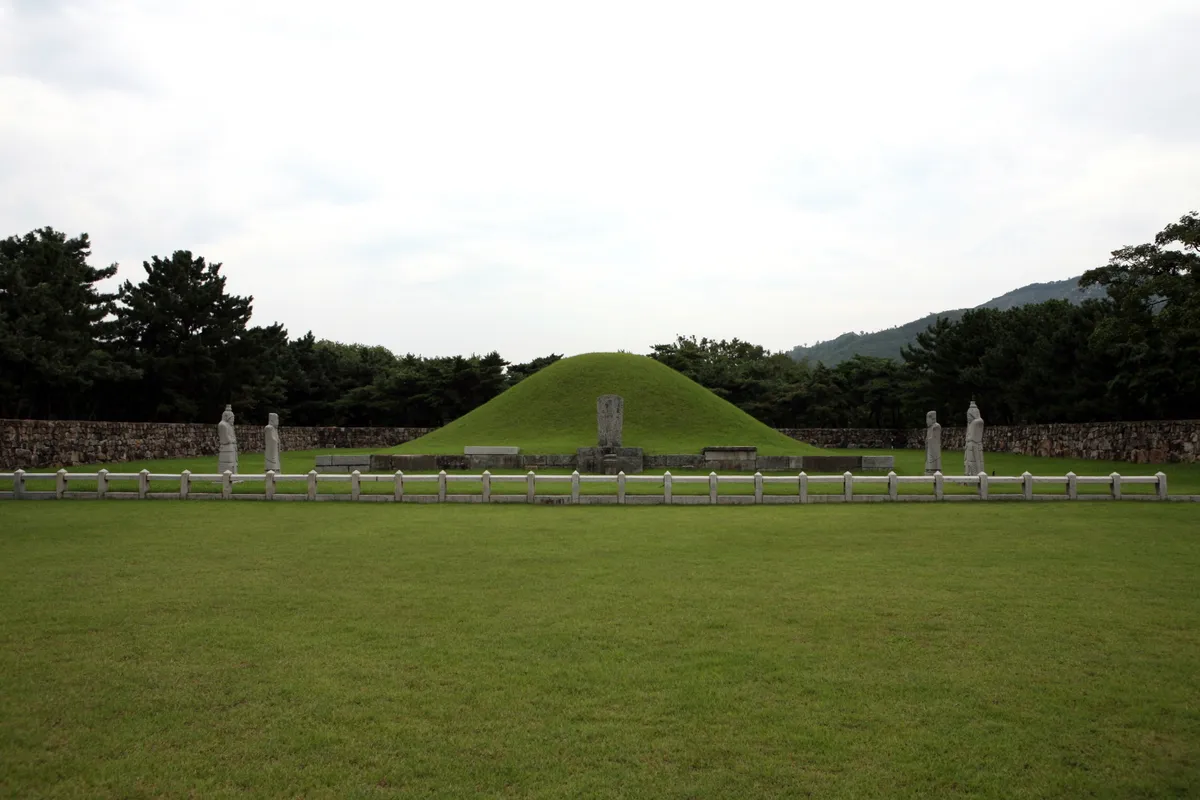 김해 수로왕릉 사진