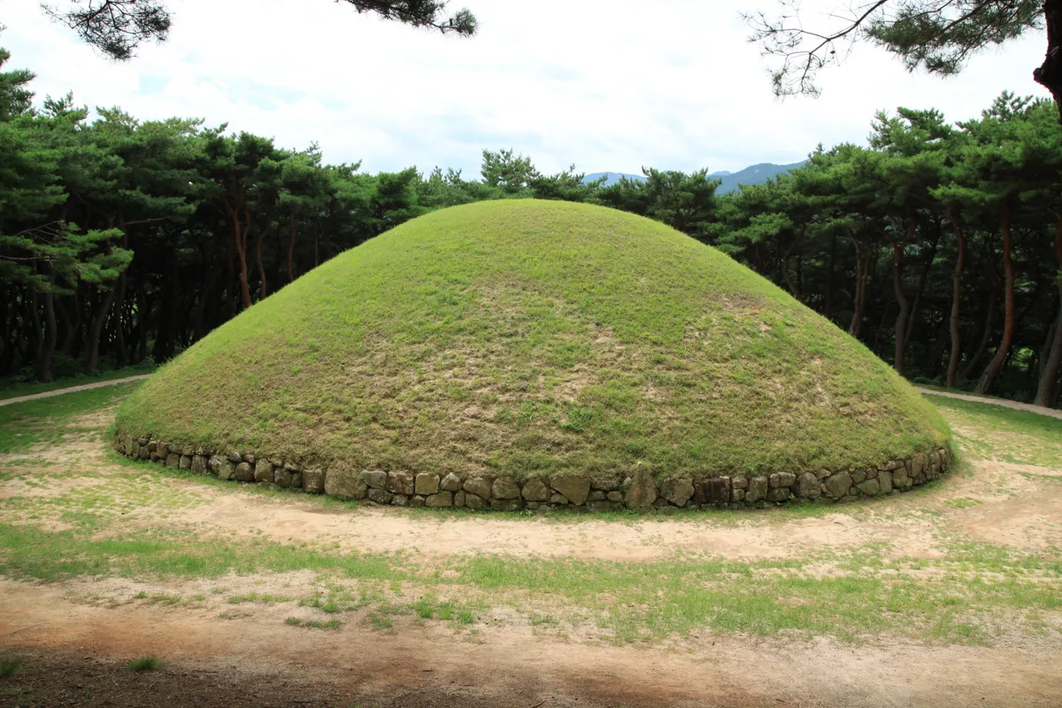 경주 선덕여왕릉 사진