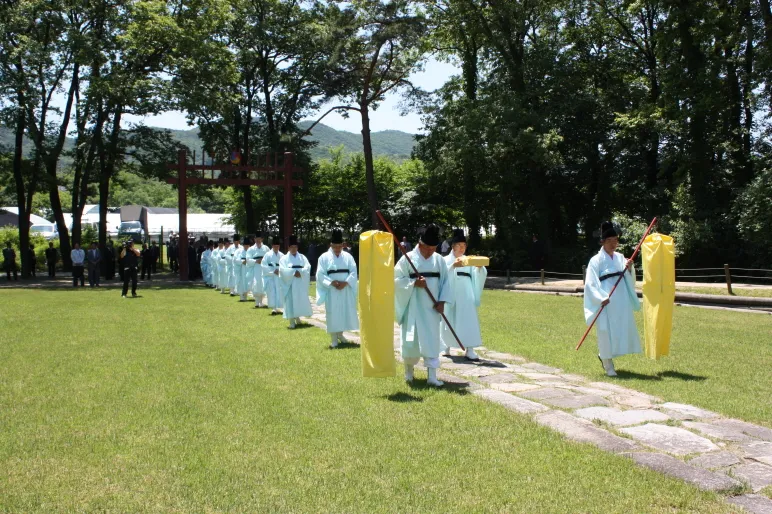 서울 헌릉과 인릉 사진
