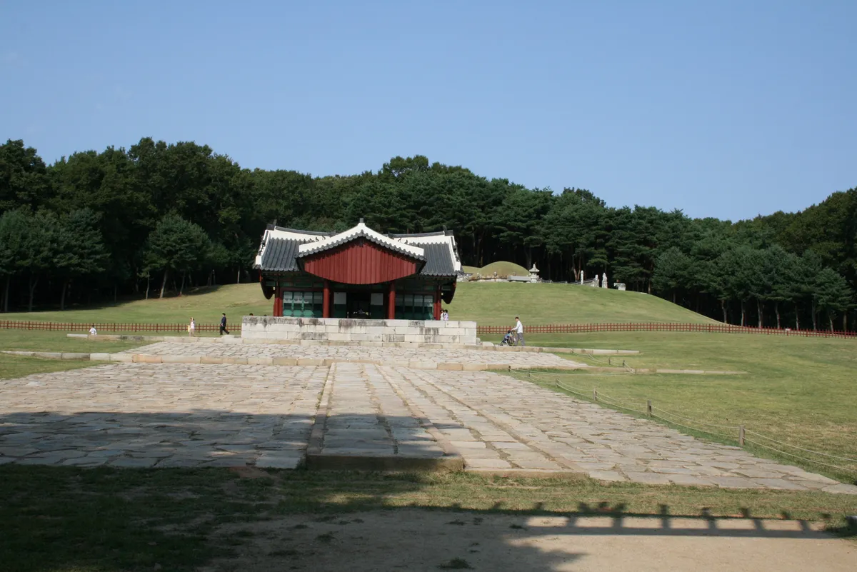 화성 융릉과 건릉 사진