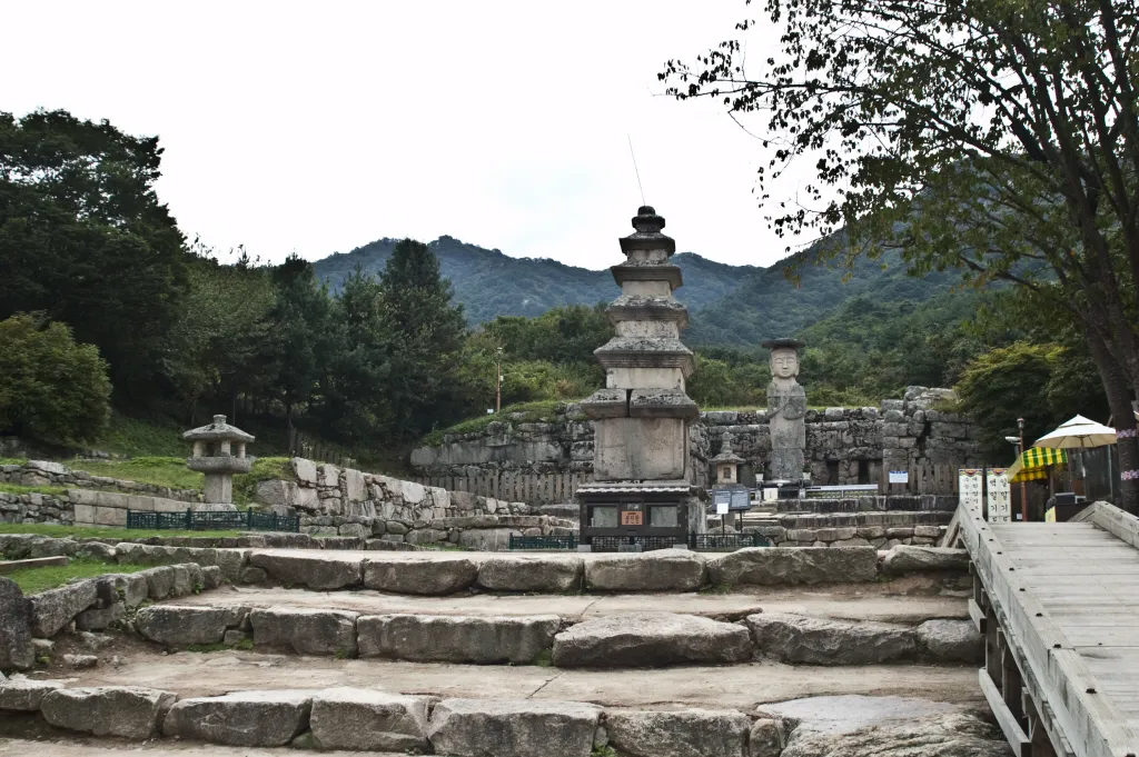 충주 미륵대원지 사진