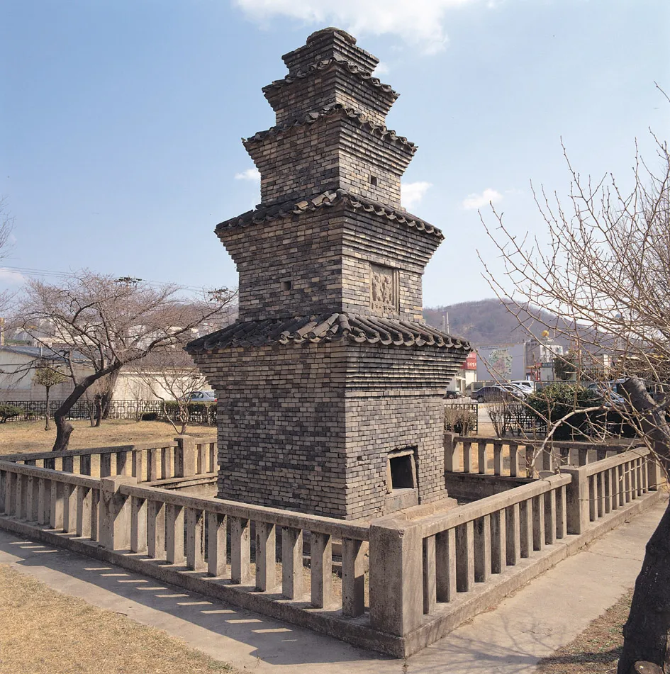 안동 운흥동 오층전탑 사진