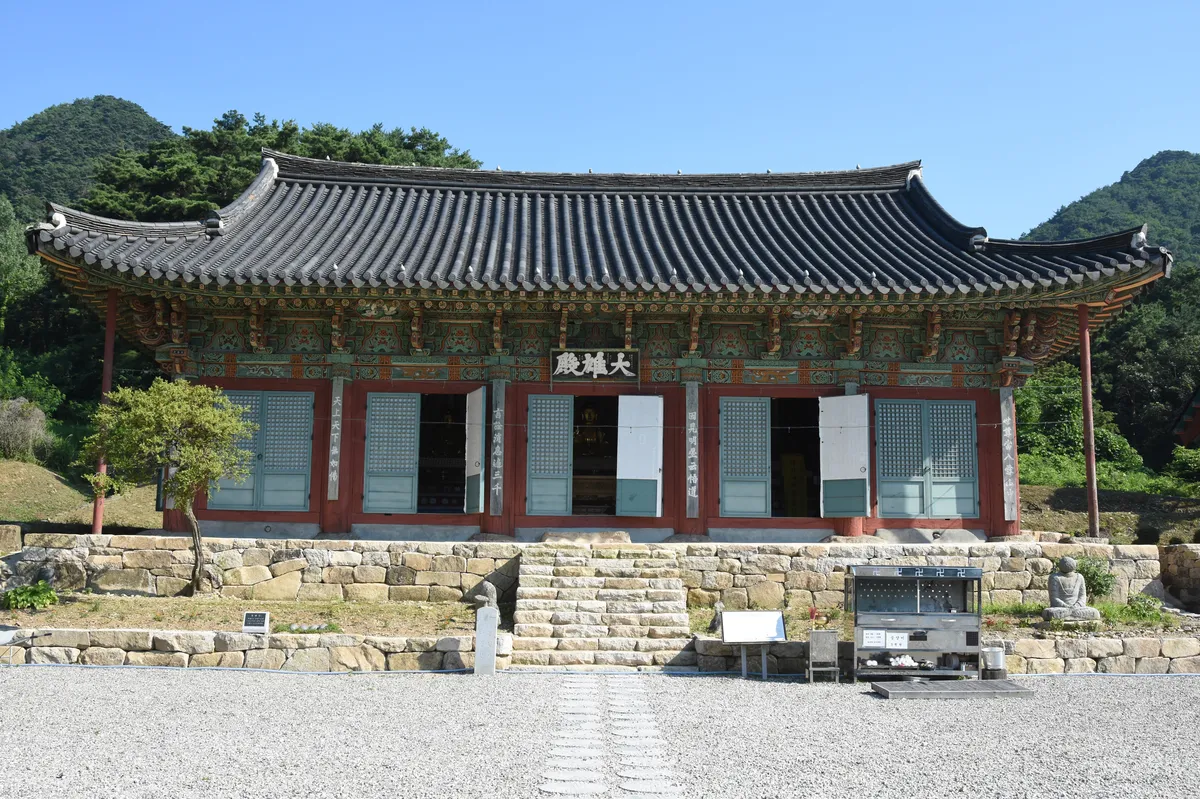 안동 봉황사 대웅전 사진