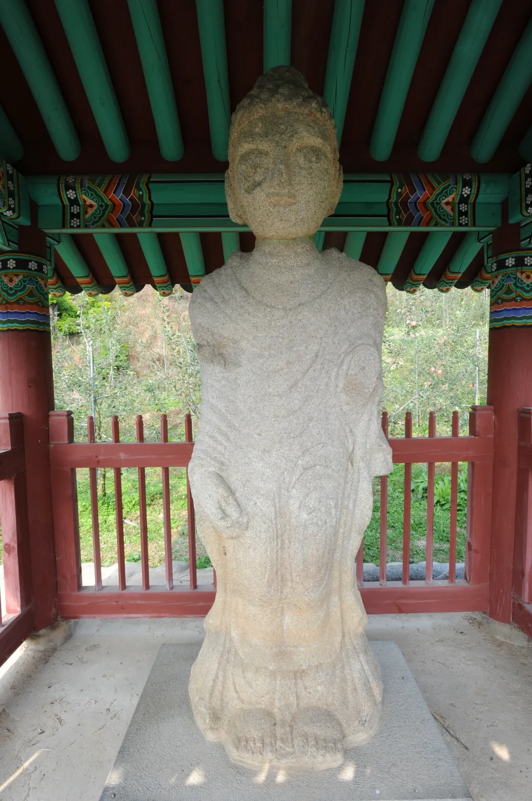 영주 석교리 석조여래입상 사진