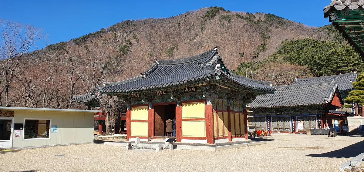 포항 보경사 천왕문 사진