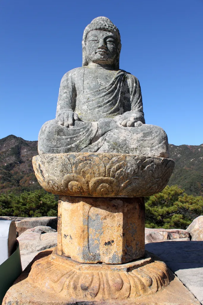 창녕 관룡사 용선대 석조여래좌상 사진