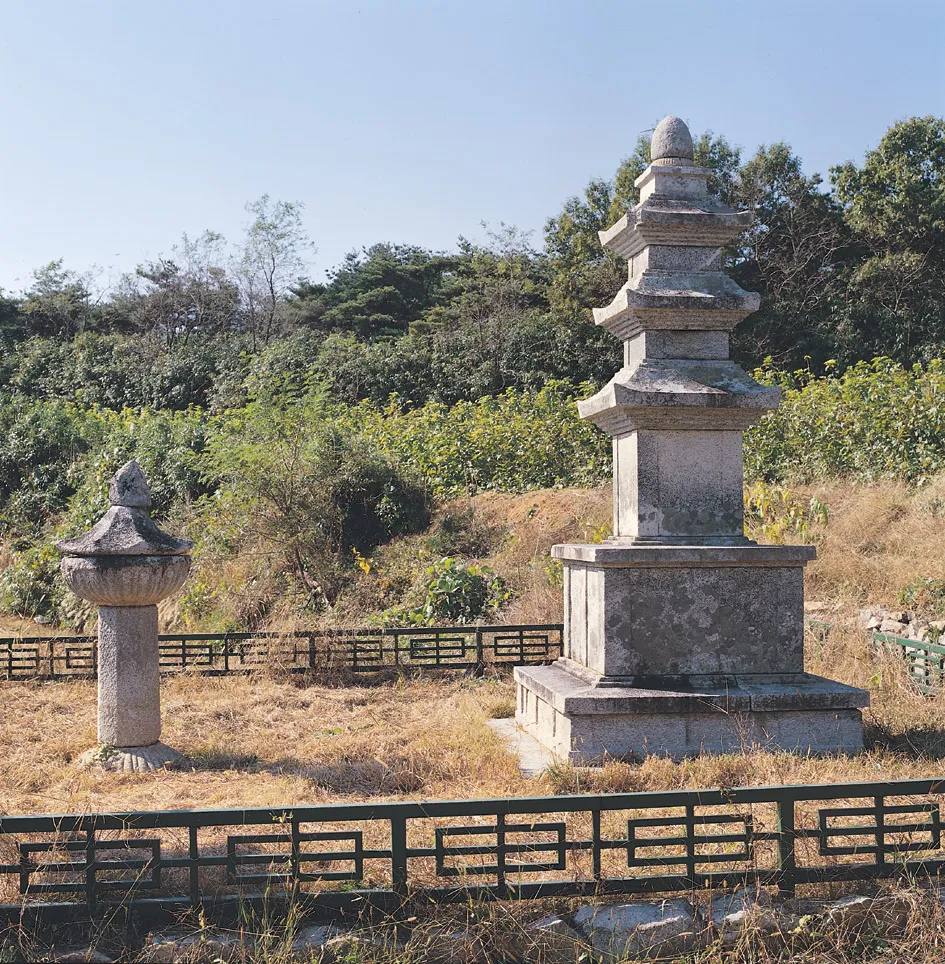 영광 신천리 삼층석탑 사진