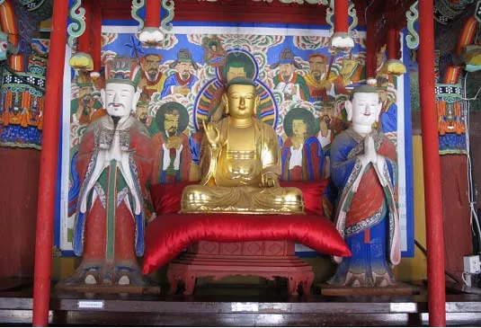 속초 신흥사 목조지장보살삼존상 사진