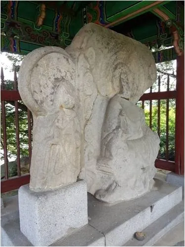 청주 비중리 석조여래삼존상 및 석조여래입상 사진
